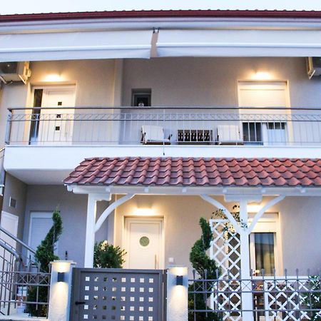 Comfy Apartments Никити Екстериор снимка