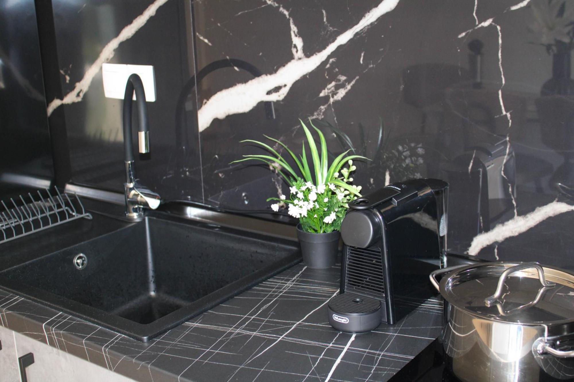 Comfy Apartments Никити Екстериор снимка