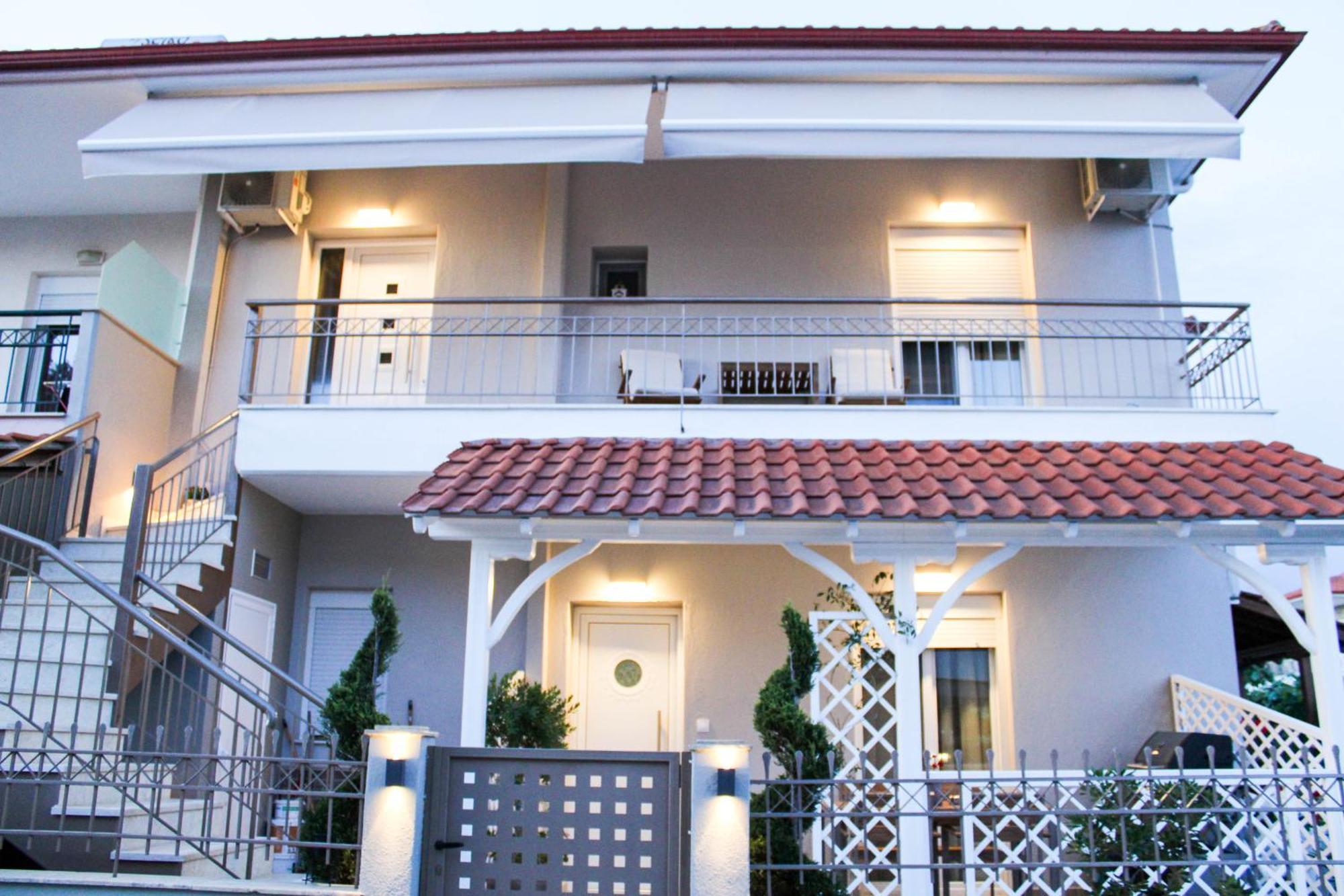 Comfy Apartments Никити Екстериор снимка