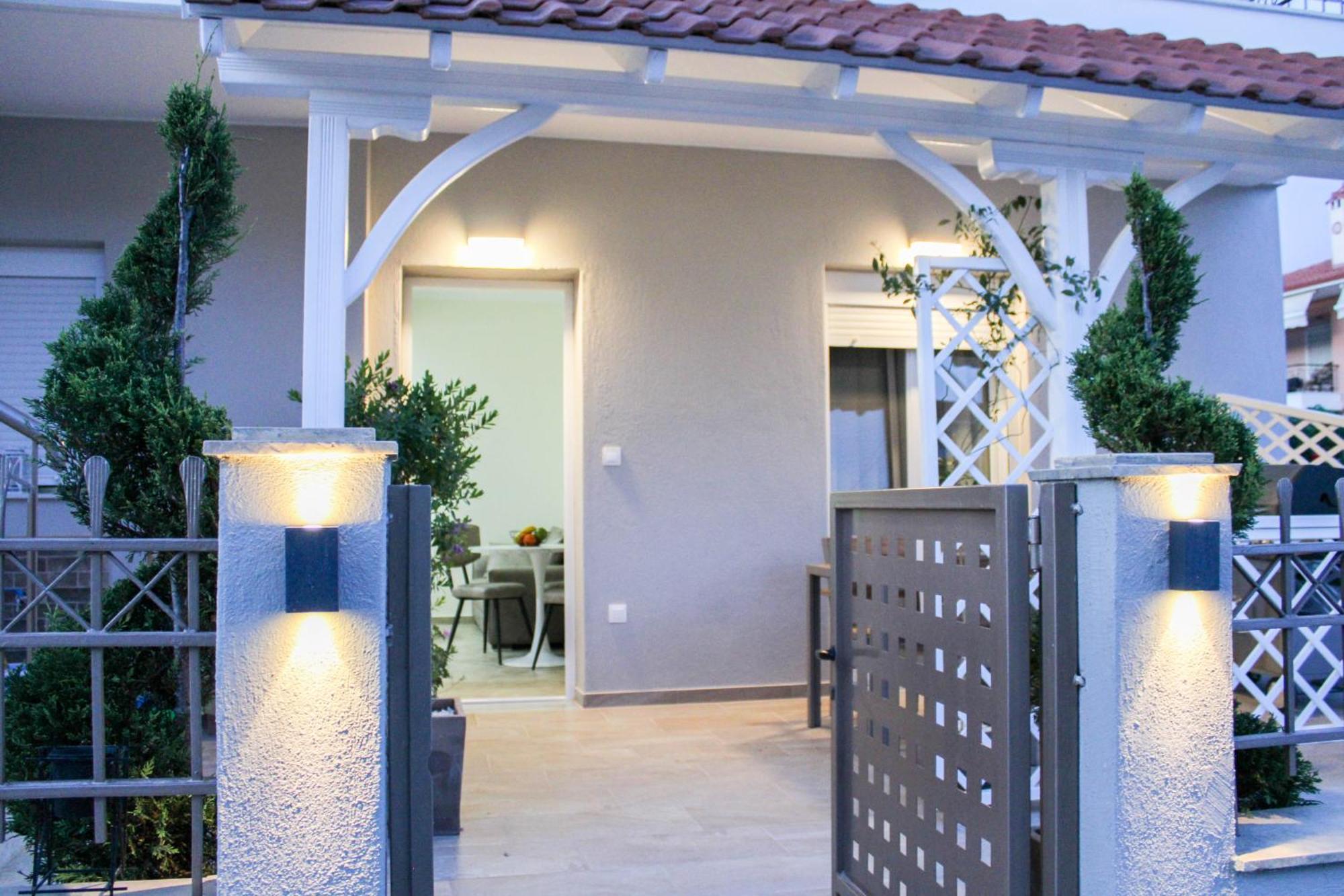 Comfy Apartments Никити Екстериор снимка