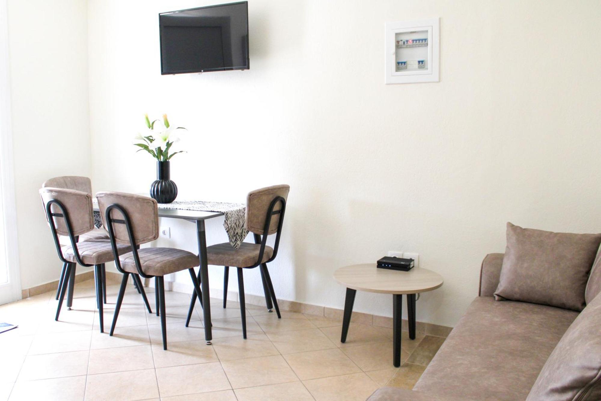 Comfy Apartments Никити Екстериор снимка