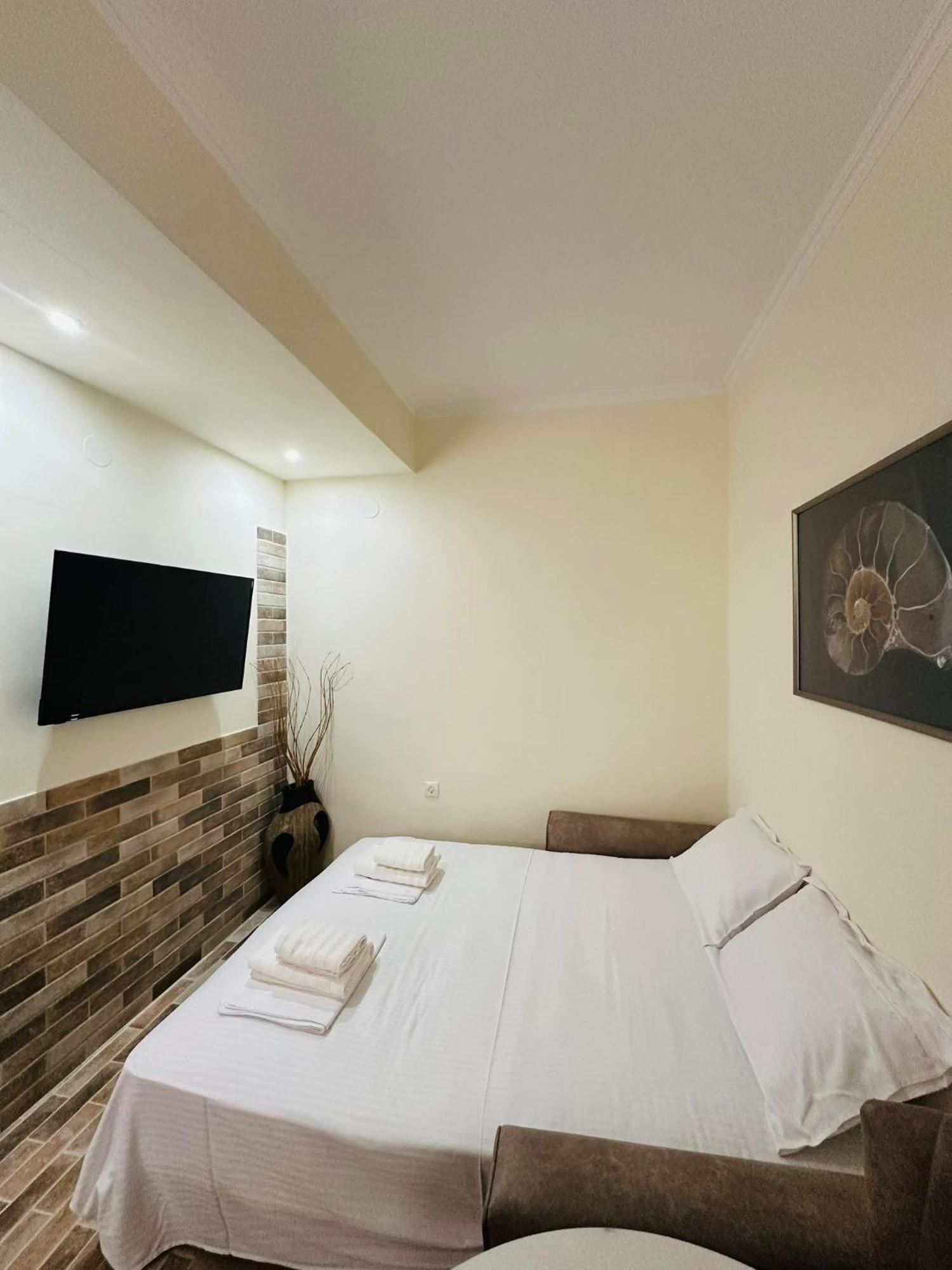 Comfy Apartments Никити Екстериор снимка